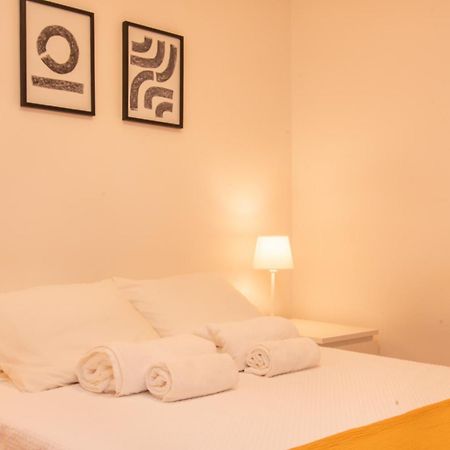 Charming & Peaceful Family Flat Leilighet Lisboa Eksteriør bilde